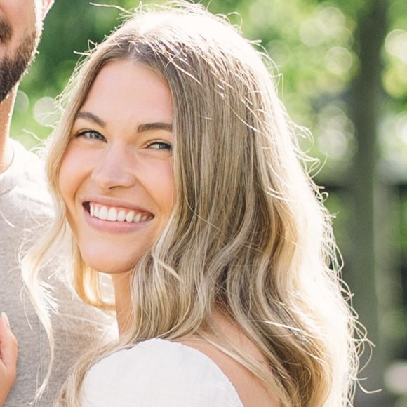 Meet your Posher, Steph - Picture 1 of 1